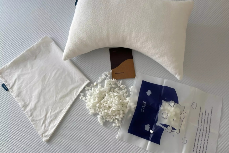 Verwijder als buikslaper vulling uit de Moon Pillow van Hypnia
